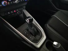 Audi A1 Sportback 25 TFSI intense in Mythosschwarz Metallic