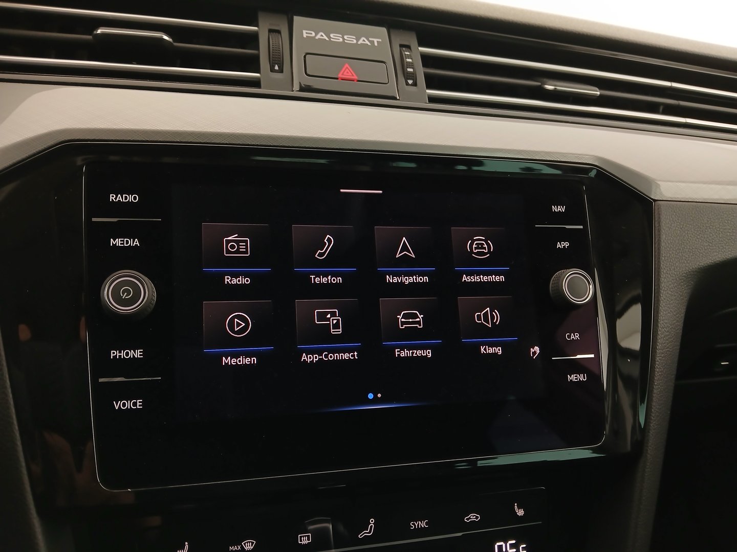 VW Passat Variant Business TDI DSG | Bild 19 von 33