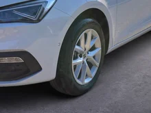 SEAT Leon SP Kombi Style Edition 1.5TSI 115PS in Nevada-Weiß Metallic