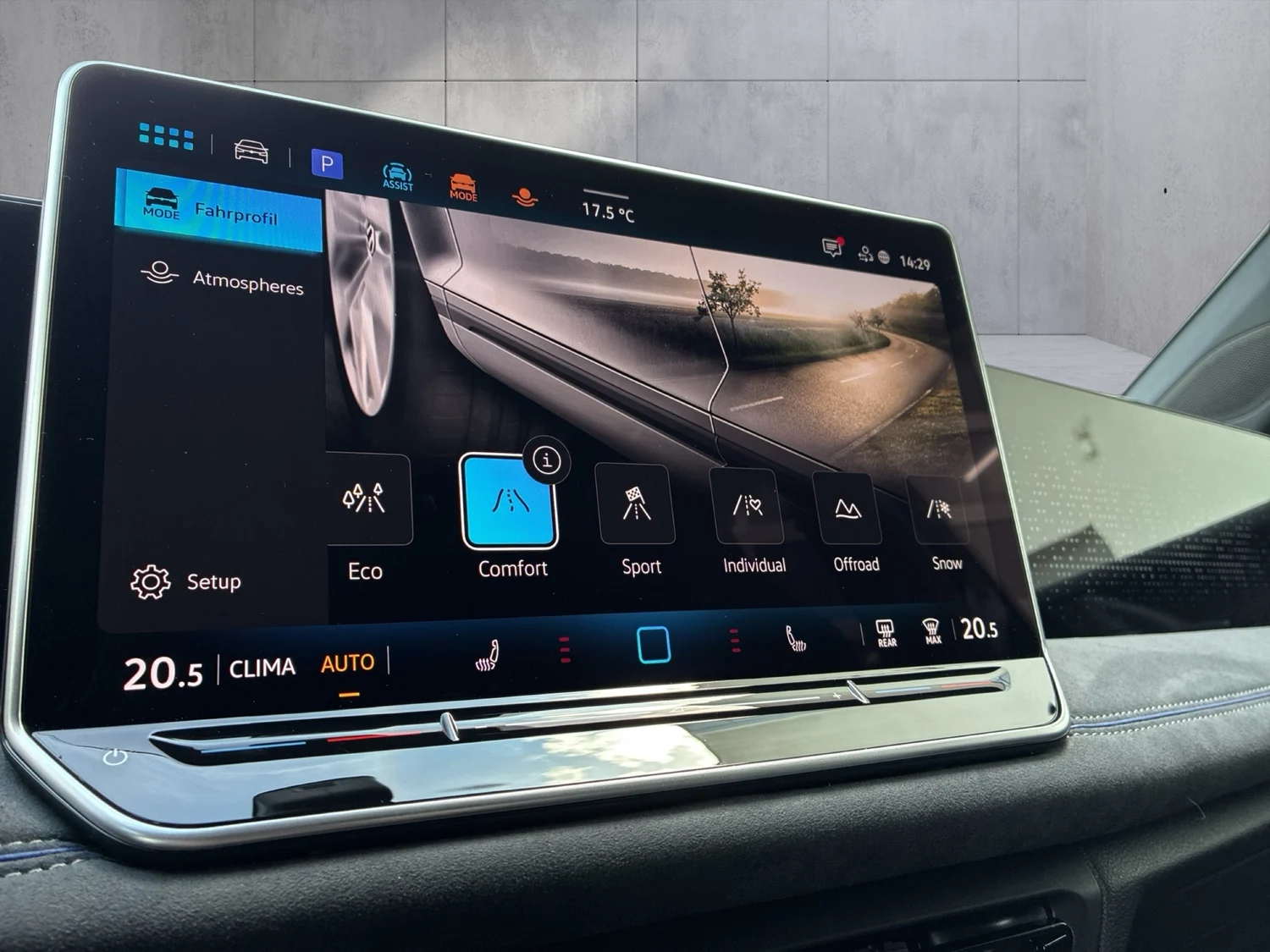 Bild eines VW Tiguan Sport TDI 4MOTION DSG