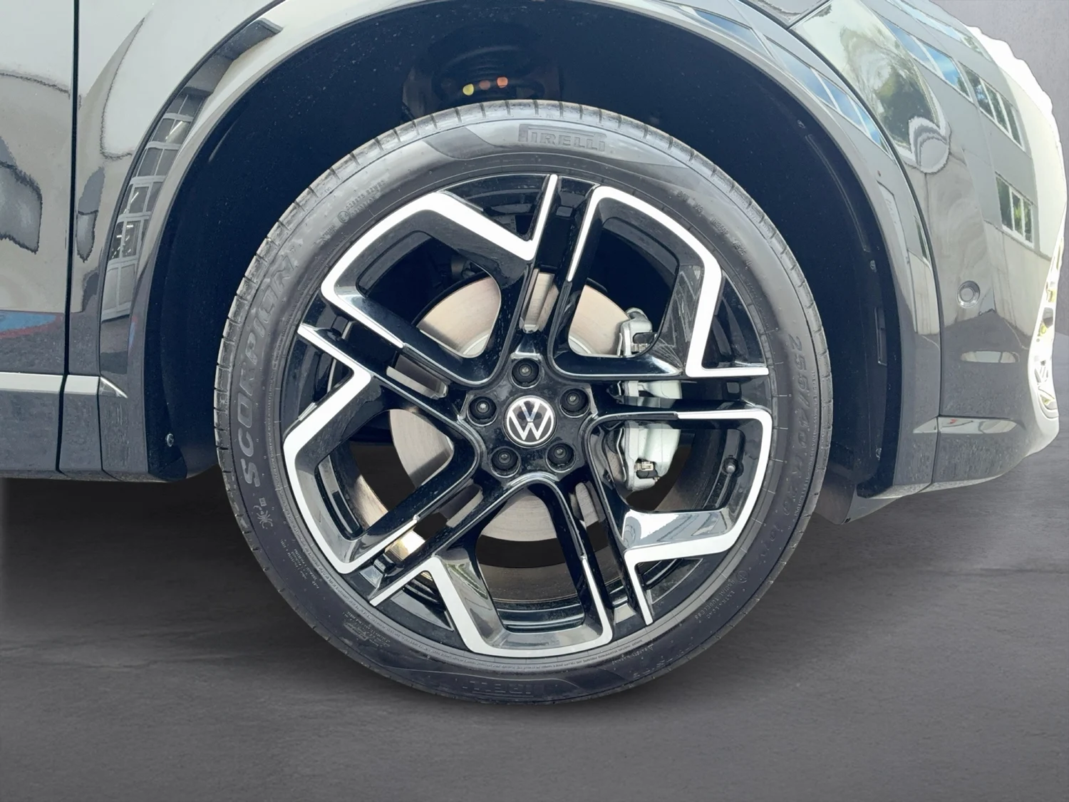 Bild eines VW Tiguan Sport TDI 4MOTION DSG