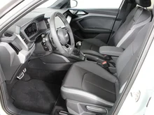 Audi A1 Sportback 35 TFSI intense in Tausilber Metallic