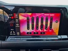 VW Golf GTI in Deep Black Perleffekt
