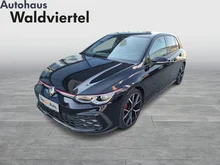 VW Golf GTI in Deep Black Perleffekt