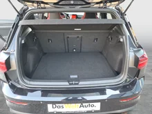 VW Golf GTI in Deep Black Perleffekt