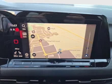 VW Golf GTI in Deep Black Perleffekt