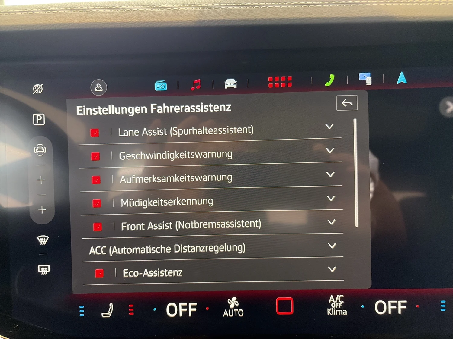 Bild eines VW Touareg R-Line TDI 4M. Final Edition