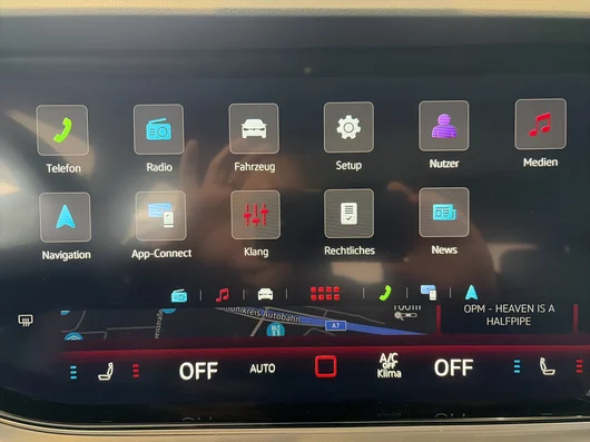 Bild eines VW Touareg R-Line TDI 4M. Final Edition