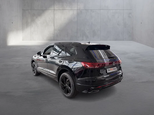Bild eines VW Touareg R-Line TDI 4M. Final Edition