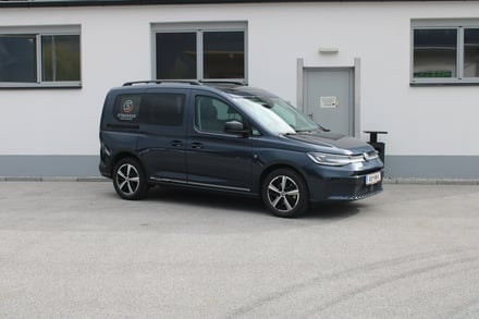 VW Caddy Dark Label TDI 4MOTION