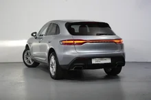 Porsche Macan in dolomitsilbermetallic