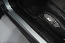 Porsche Macan in dolomitsilbermetallic