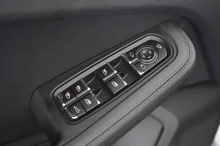 Porsche Macan in dolomitsilbermetallic