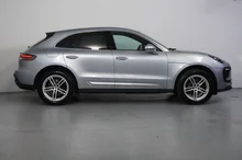 Porsche Macan in dolomitsilbermetallic