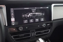 Porsche Macan in dolomitsilbermetallic