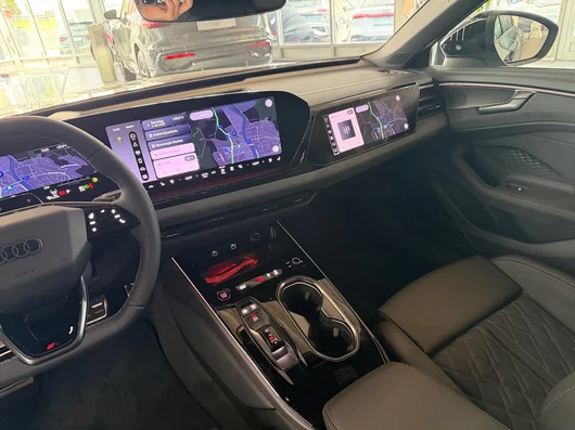 Bild eines Audi A6 Limousine quattro TDI 220 kW