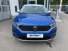VW T-Roc Design TDI 4MOTION DSG in Ravenna Blue-Weiß