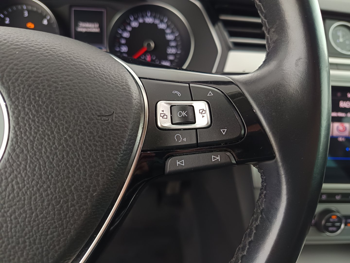 VW Passat Variant Comfortline TDI | Bild 17 von 32