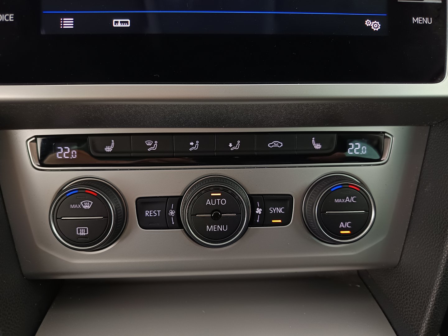 VW Passat Variant Comfortline TDI | Bild 26 von 32