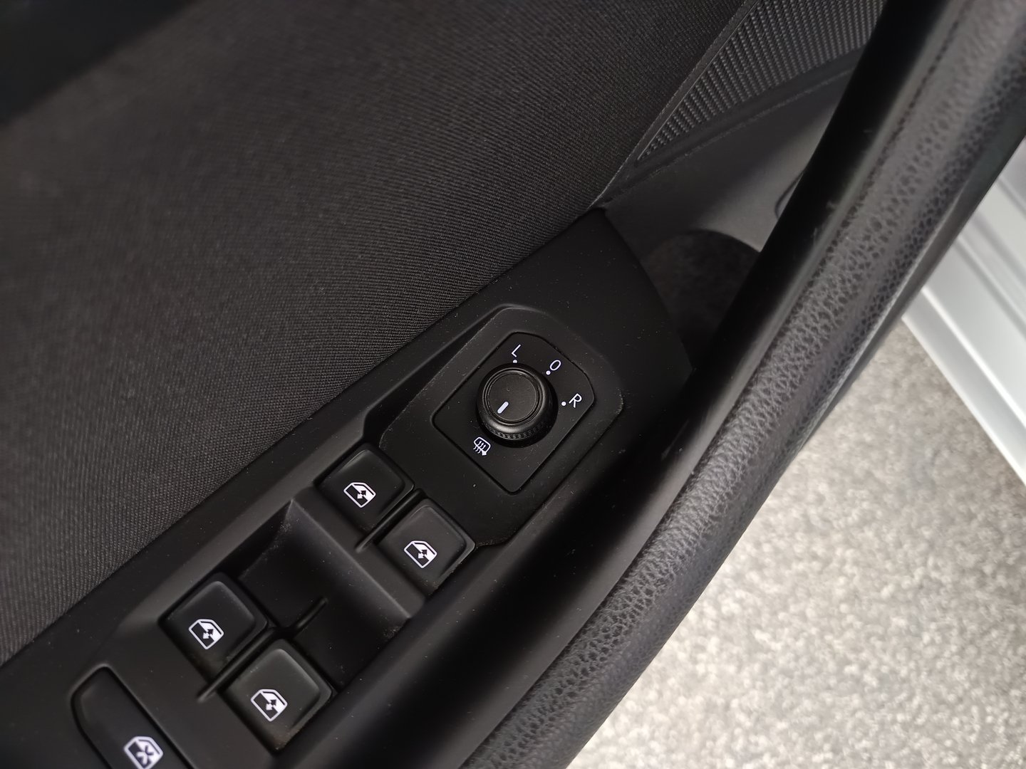 VW Passat Variant Comfortline TDI | Bild 11 von 32