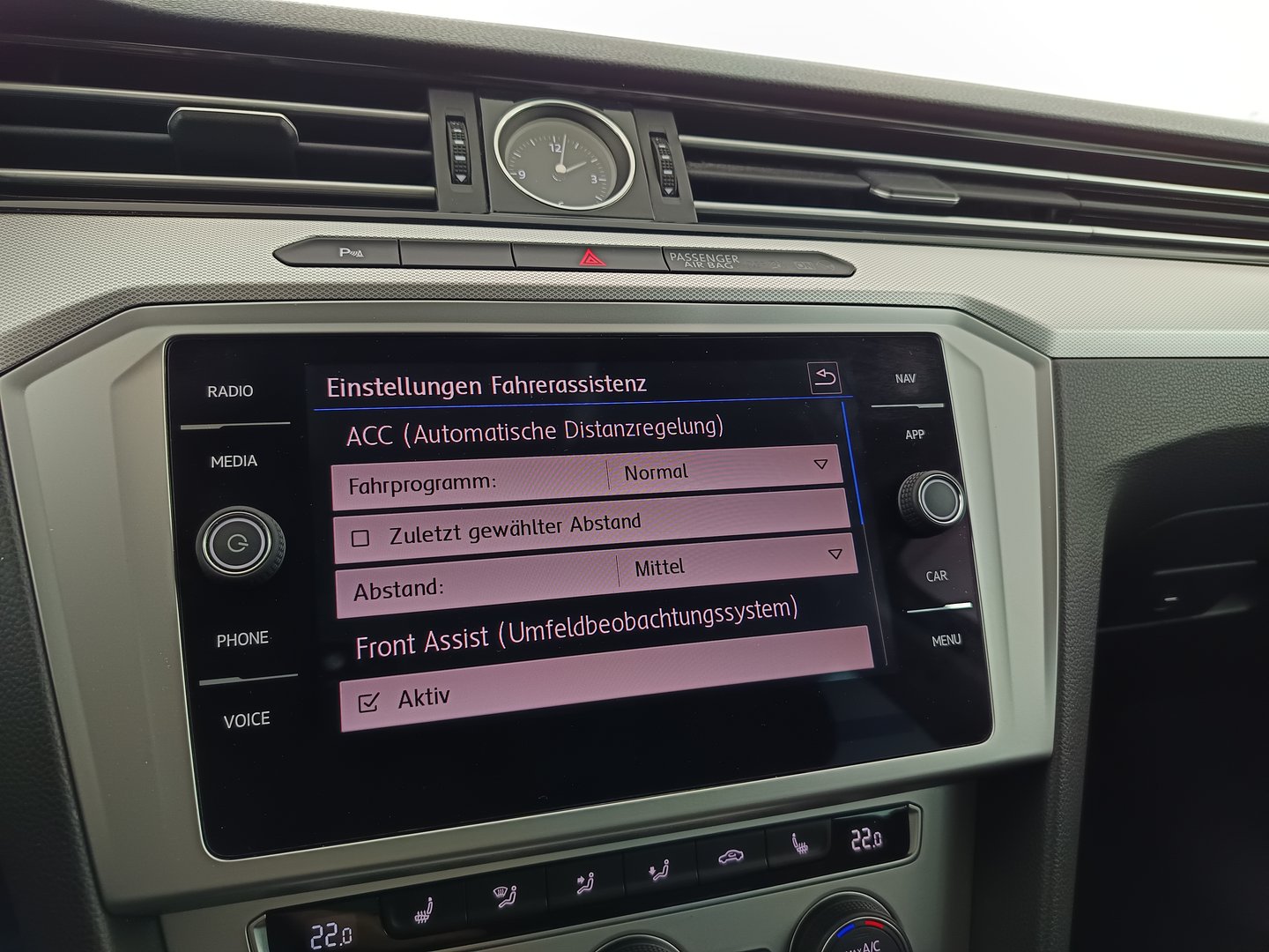 VW Passat Variant Comfortline TDI | Bild 22 von 32