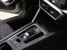 SEAT Leon SP Kombi FR 2.0 TDI DSG 150 PS in Florett-Silber Metallic