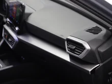 SEAT Leon SP Kombi FR 2.0 TDI DSG 150 PS in Florett-Silber Metallic