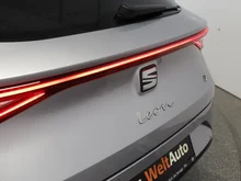 SEAT Leon SP Kombi FR 2.0 TDI DSG 150 PS in Florett-Silber Metallic
