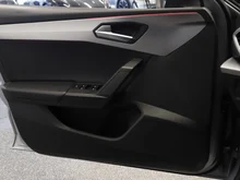 SEAT Leon SP Kombi FR 2.0 TDI DSG 150 PS in Florett-Silber Metallic