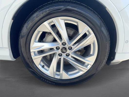 Bild eines Audi Q7 50 TDI quattro S line