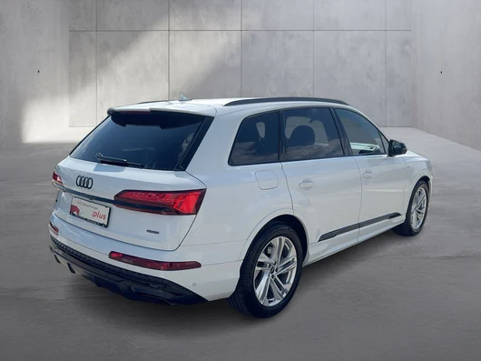 Bild eines Audi Q7 50 TDI quattro S line