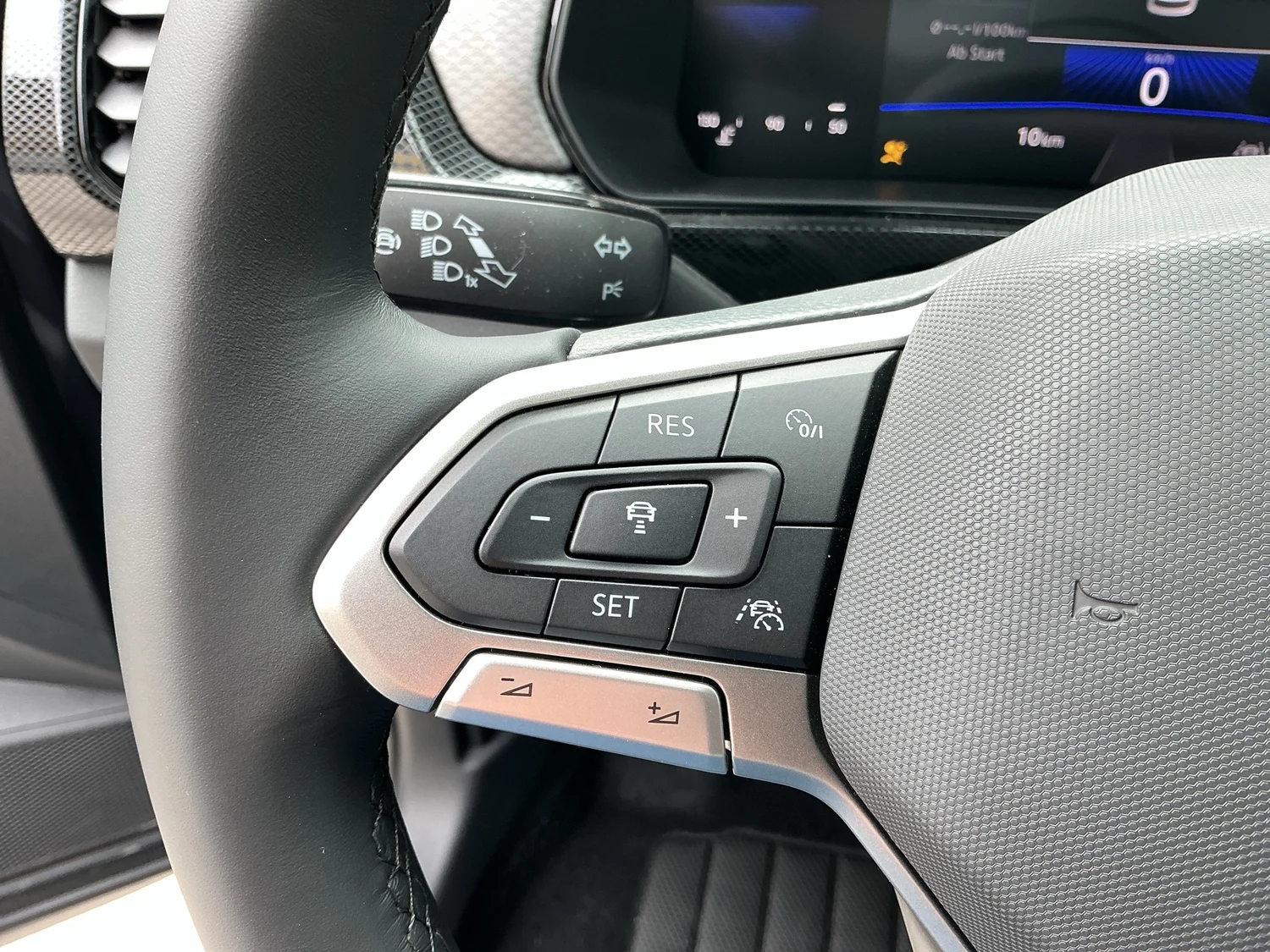 Bild eines VW T-Cross Friends TSI
