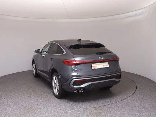 Bild eines Audi Q5 Sportback TDI quattro 150 kW