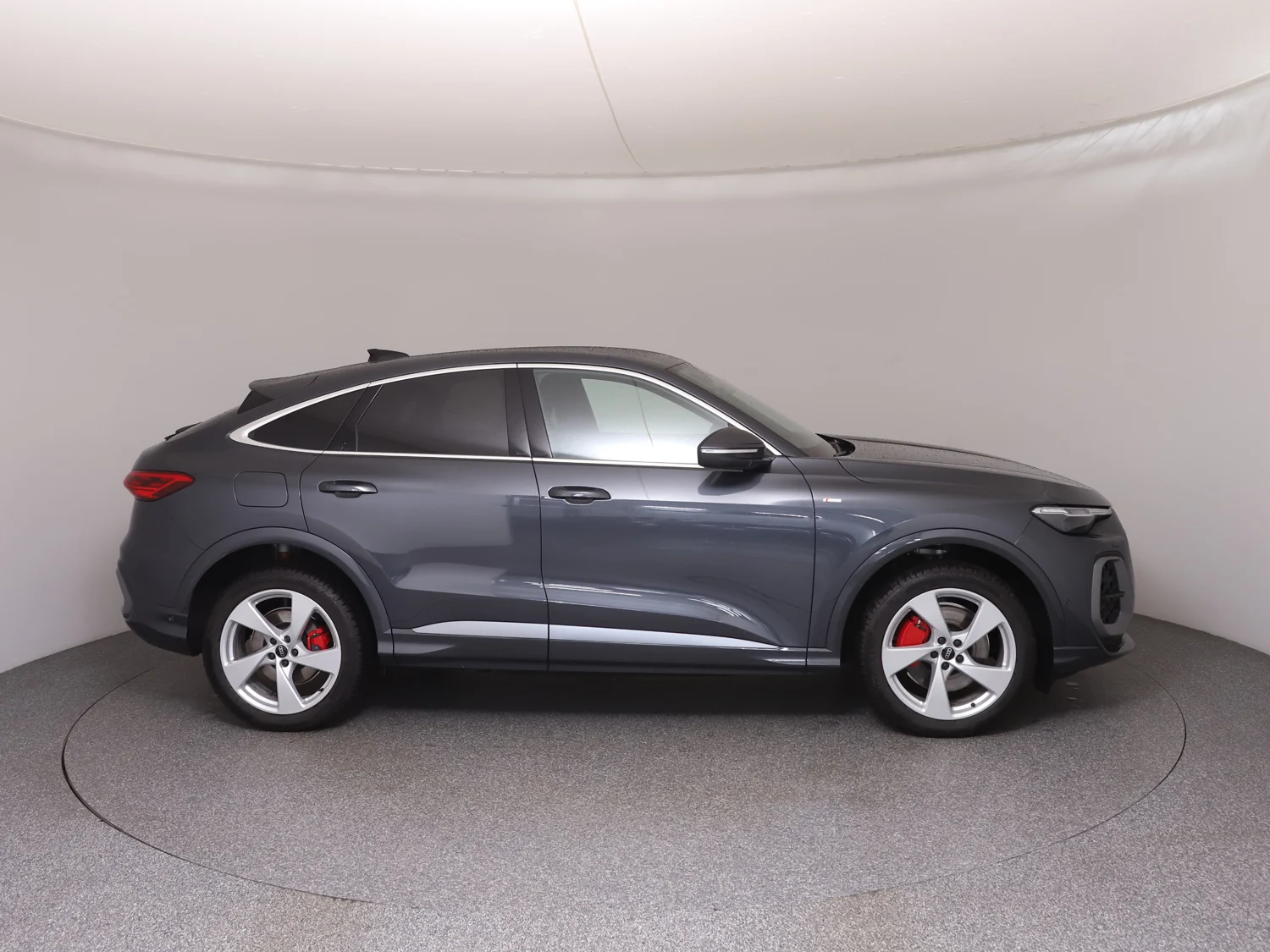 Bild eines Audi Q5 Sportback TDI quattro 150 kW