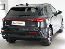 Audi Q5 SUV TDI quattro 150 kW in Mythosschwarz Metallic