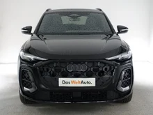 Audi Q5 SUV TDI quattro 150 kW in Mythosschwarz Metallic