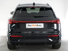 Audi Q5 SUV TDI quattro 150 kW in Mythosschwarz Metallic