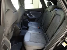 Audi Q5 SUV TDI quattro 150 kW in Mythosschwarz Metallic