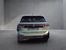 VW Tiguan Sport TDI 4MOTION DSG in Cipressino-Grün Metallic