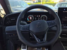 VW Tiguan Sport TDI 4MOTION DSG in Cipressino-Grün Metallic