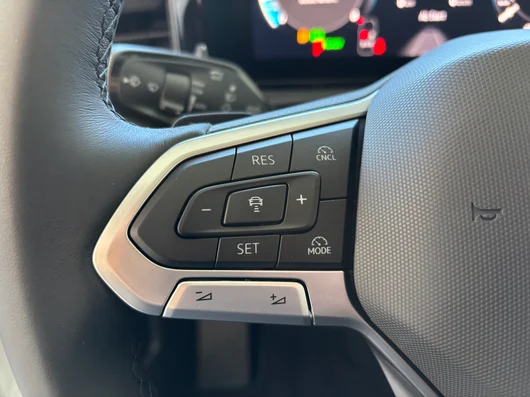 Bild eines VW T-Roc Life eTSI DSG