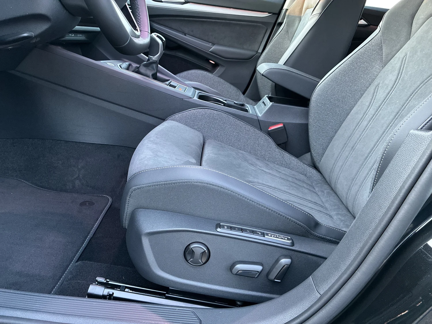 Bild eines VW Golf Rabbit TSI