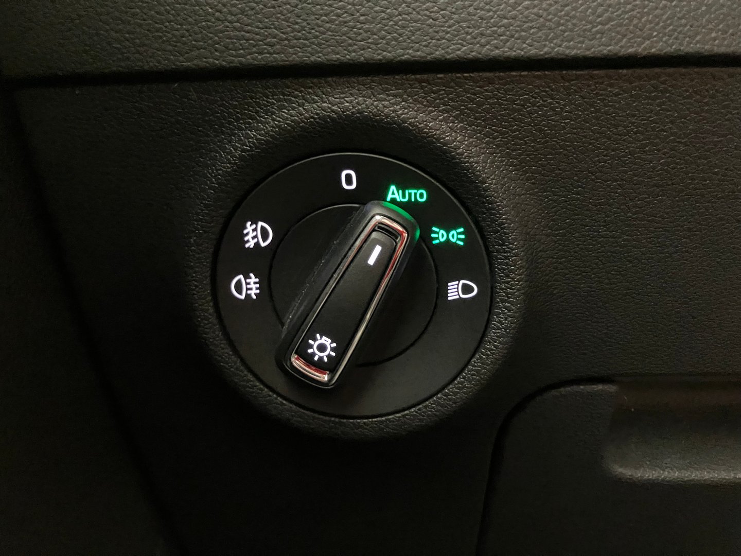 Škoda KAROQ Style Limited TDI DSG | Bild 10 von 30