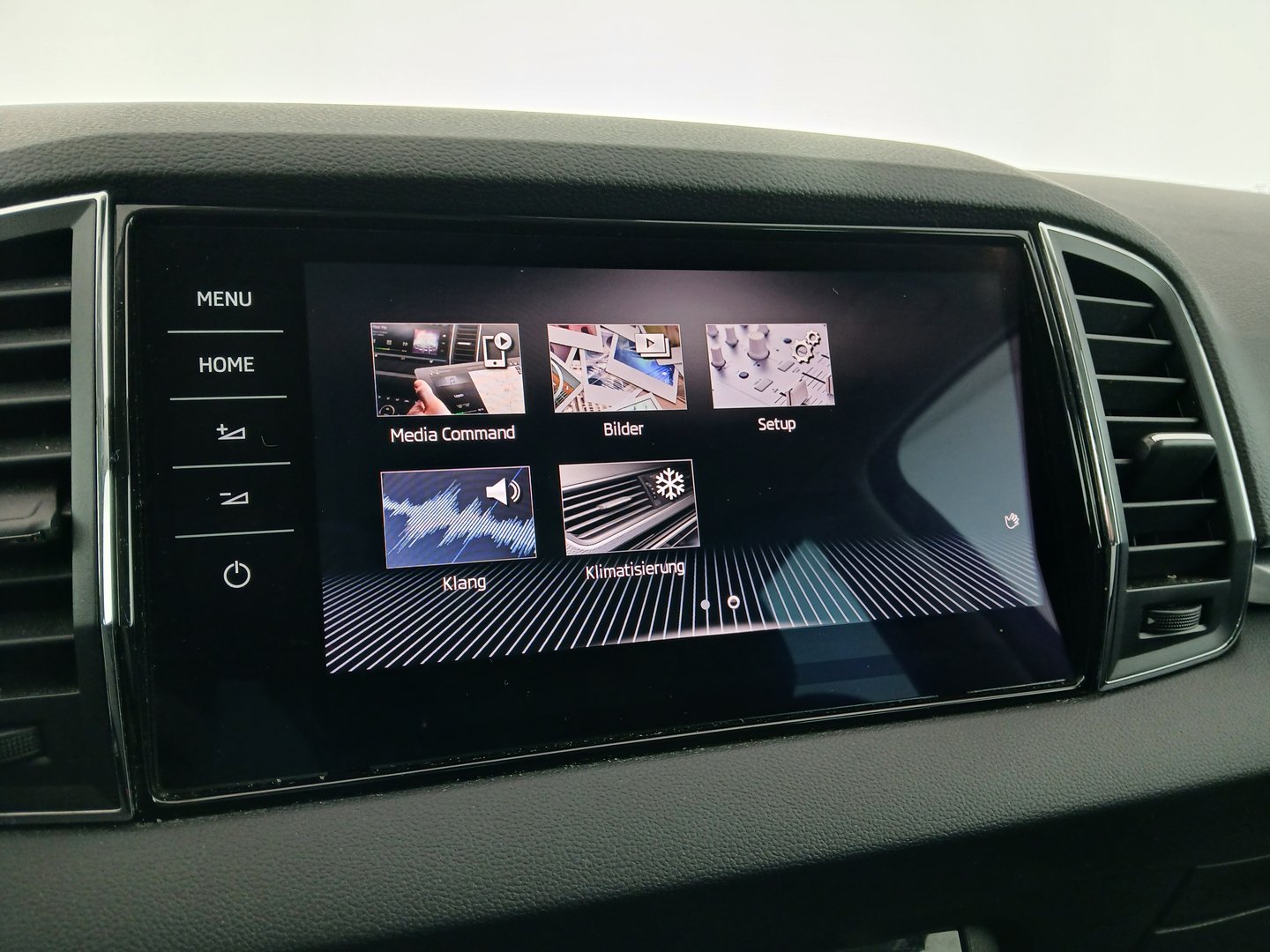 Škoda KAROQ Style Limited TDI DSG | Bild 20 von 31