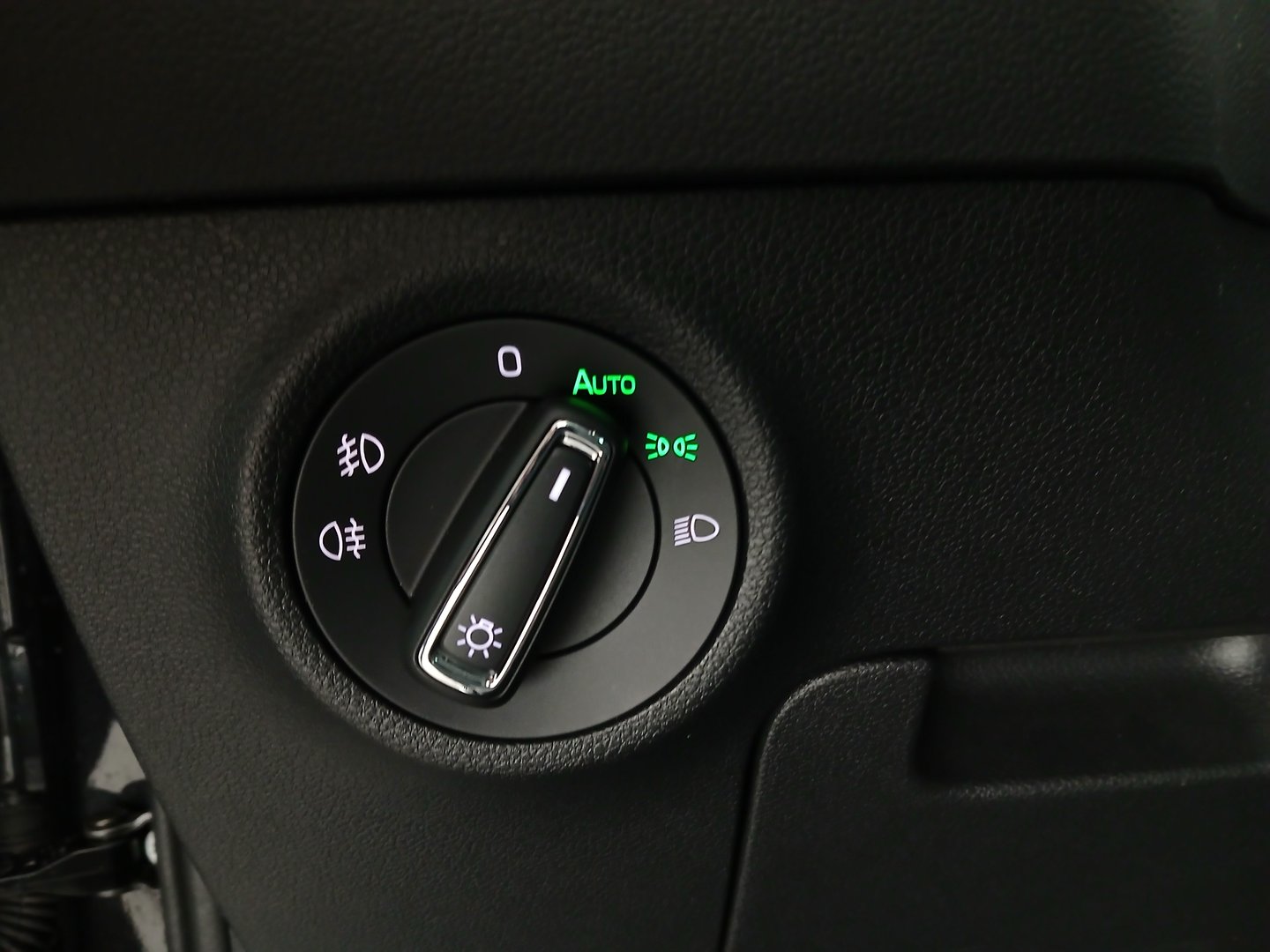 Škoda KAROQ Style Limited TDI DSG | Bild 12 von 31