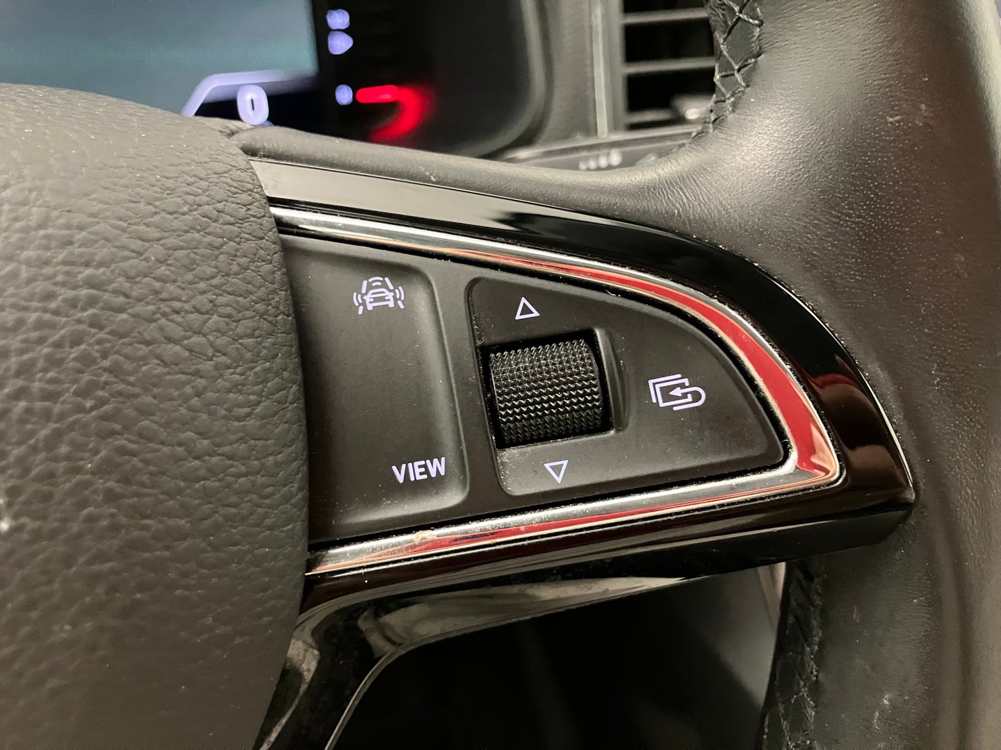 Škoda KAROQ Style Limited TDI DSG | Bild 16 von 30