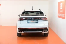 VW Taigo R-Line TSI DSG in Pure White