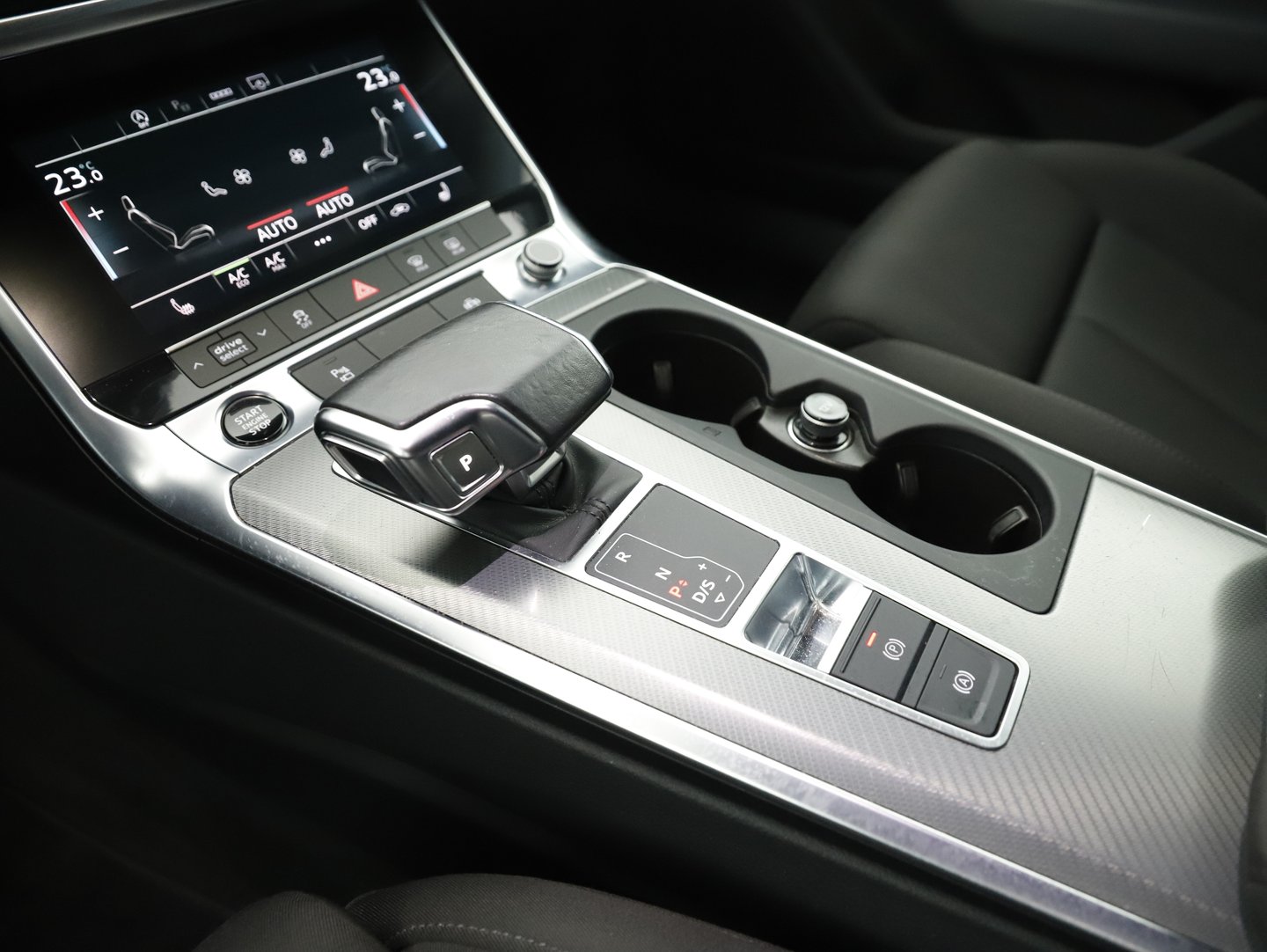 Audi A6 Avant 40 TDI Sport | Bild 18 von 24