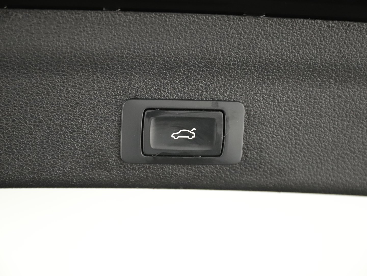 Audi A6 Avant 40 TDI Sport | Bild 21 von 24