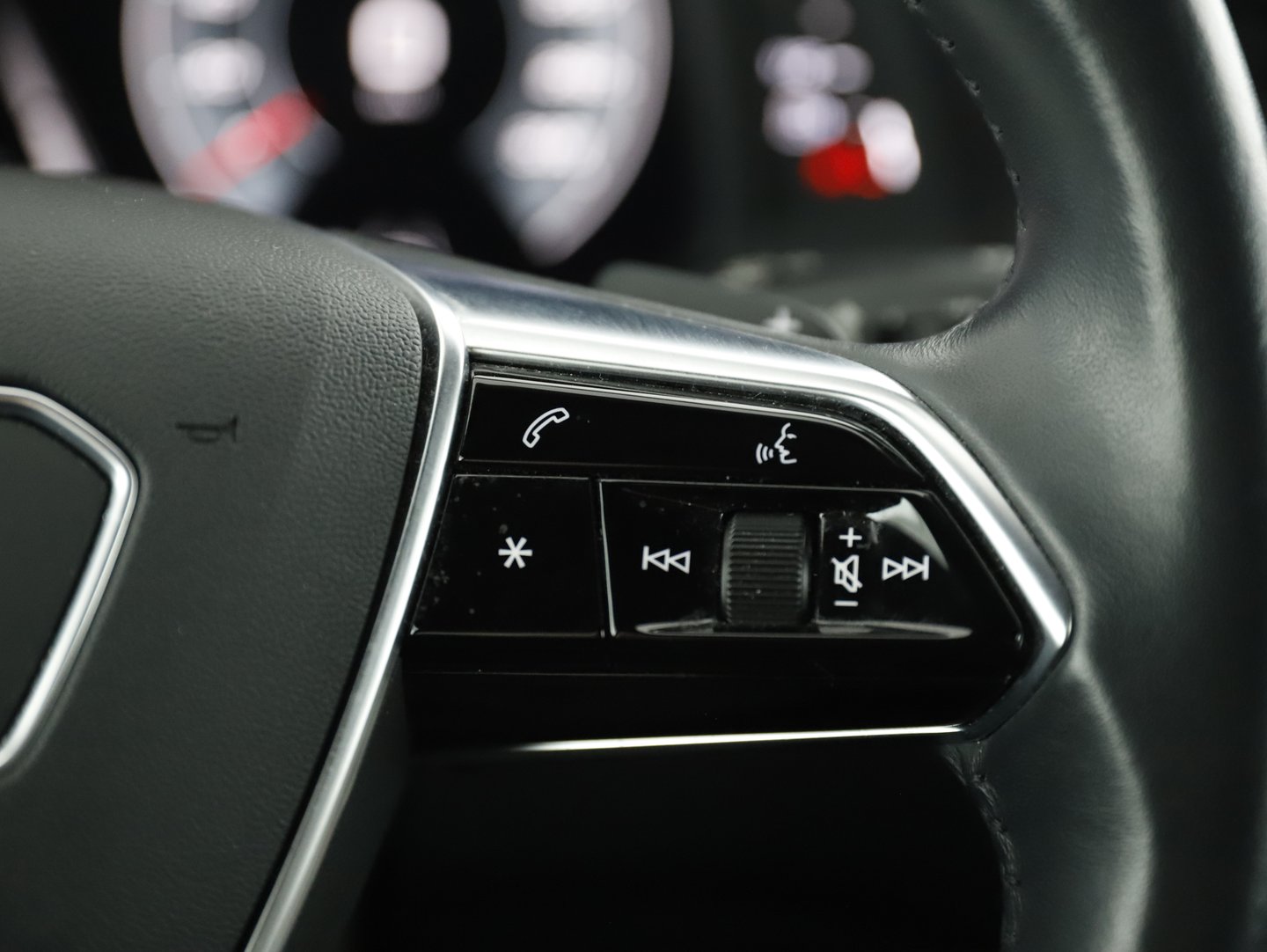 Audi A6 Avant 40 TDI Sport | Bild 13 von 24